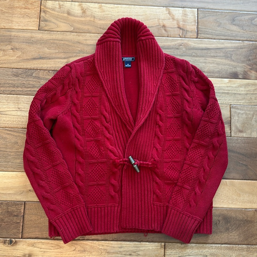 Vtg American Living toggle and hook cable knit cardigan sweater